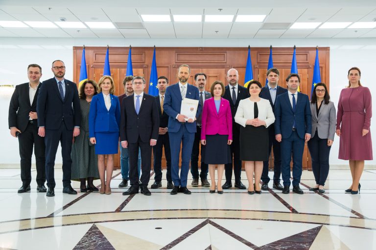 Another step towards the EU. Moldova handed over the first part of the completed questionnaire