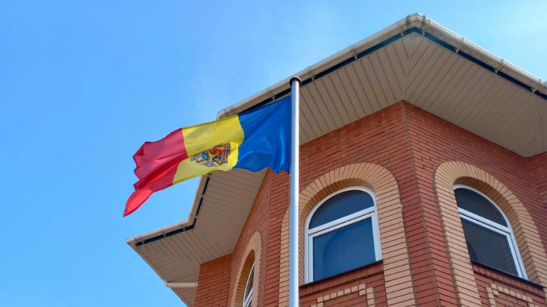 Our Tricolor flutters in Kyiv, again! The Embassy of the Republic of Moldova in Ukraine resumes its activity
