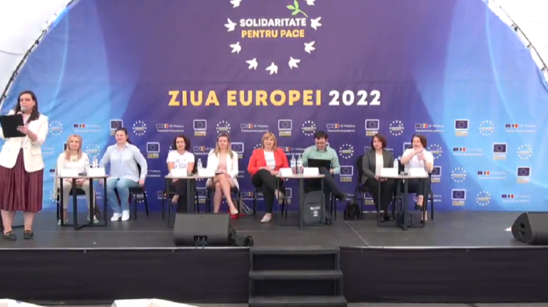 The issues in the field of social services, debated on Europe Day. Minister of Labor: We are preparing a reform