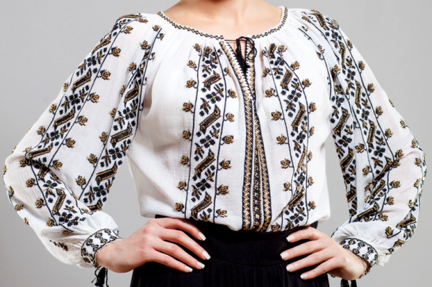 Ia And The Traditional Moldovan Costume Ia And The Traditional Moldovan Costume