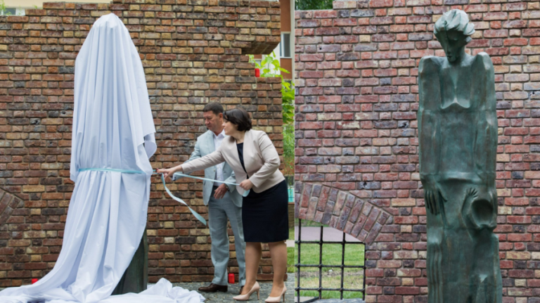 Natalia Gavrilița attended the inauguration of the Holocaust Victims’ monument