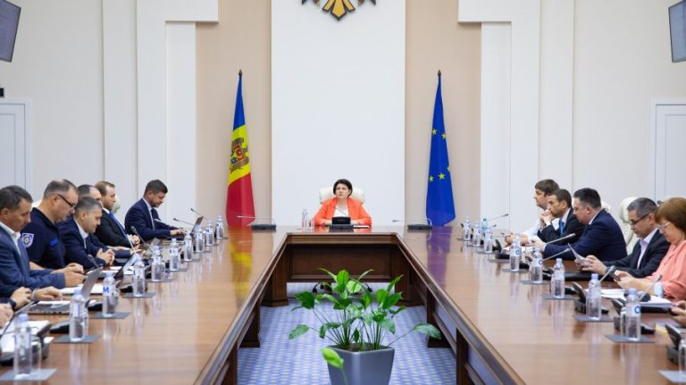 The government will compensate the costs of wood supply for the population