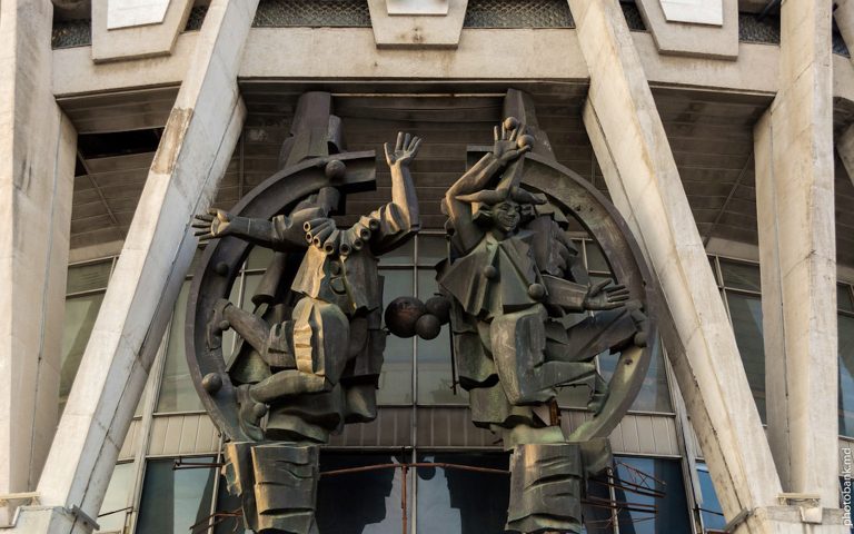 The Chisinau Circus doors finally wide open!