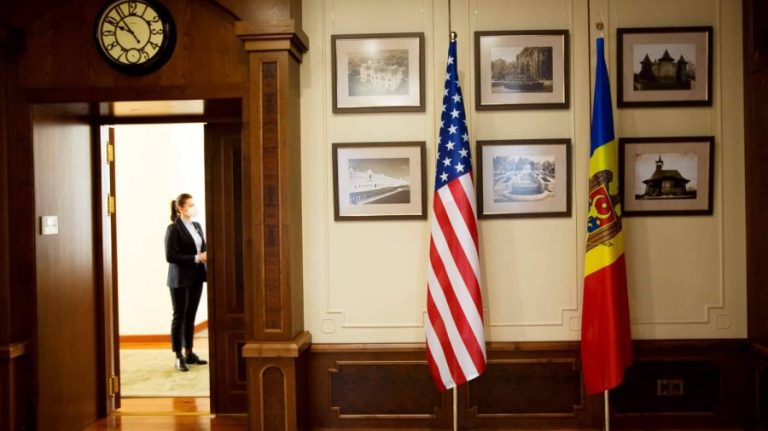 Moldovan MPs will have trainings paid with American money!