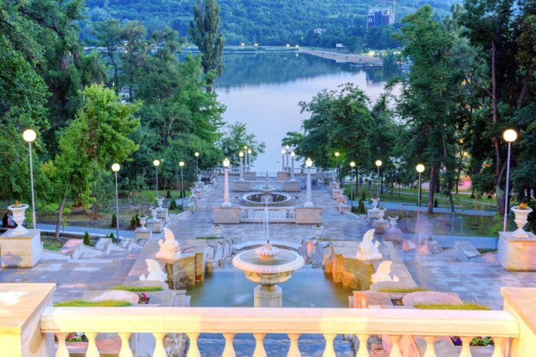 The place where urban life and nature meet best – “Valea Morilor” park. Part 1