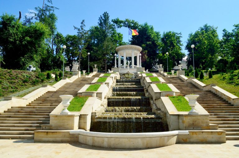 The place where urban life and nature meet best – “Valea Morilor” park. Part 2