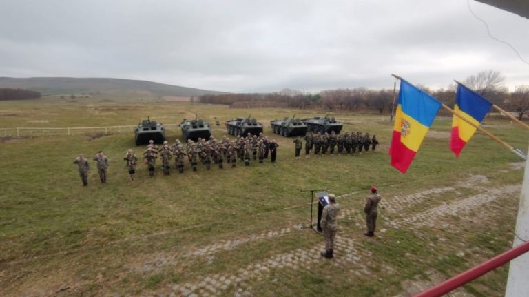 The National Army of Moldova participates in military exercises with the Romanian army