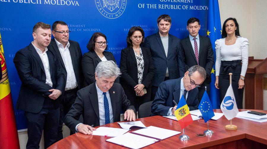 EBRD offers a loan of millions of euros to Moldova for roads ...