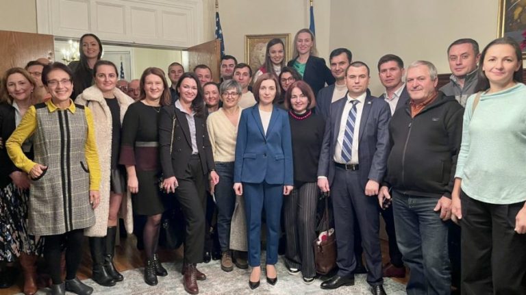President Maia Sandu met the US diaspora in Washington