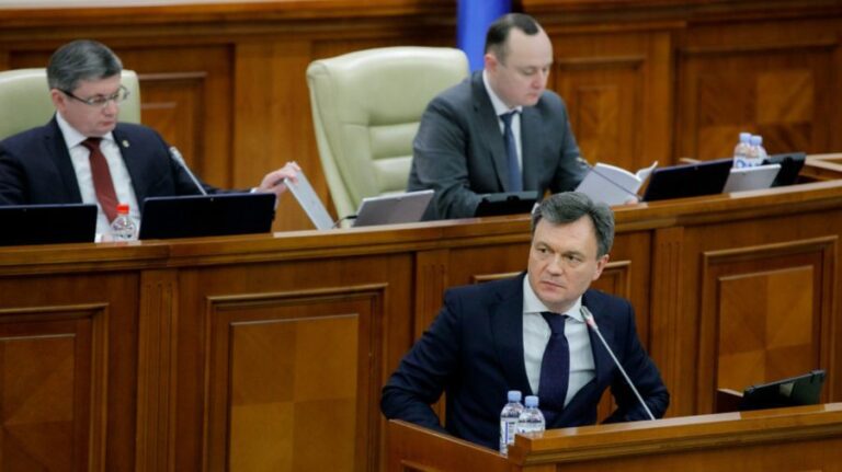 The Recean Cabinet obtained the support of the Parliament. The ministers are being sworn in