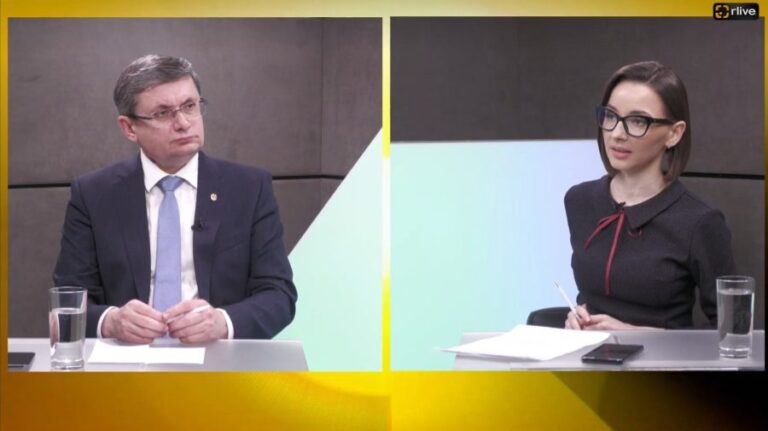 Igor Grosu: The Audiovisual Council could monitor the online space, as we increase their salaries!