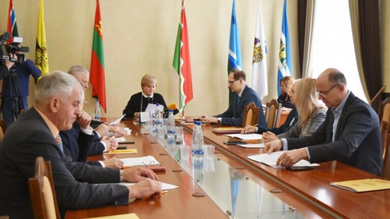 The separatist leaders from Tiraspol, worried about the new law