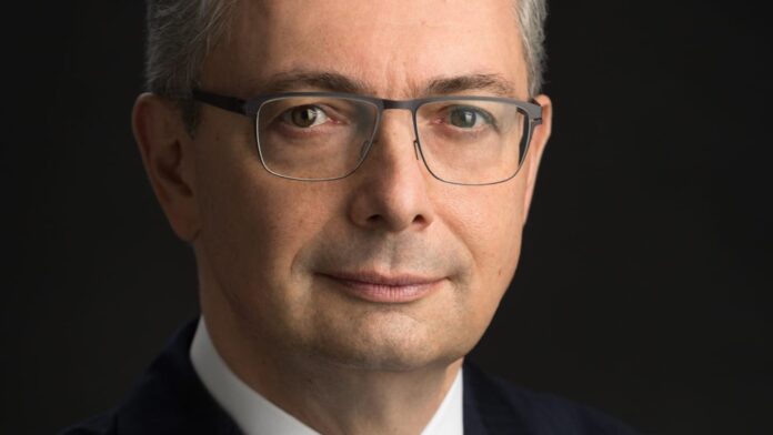 alexander_picker_2018_photo_simonis_skaliert-1-1440x810-1