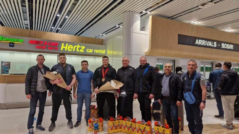 National Weightlifting Team Returns with Five Medals from European Championship