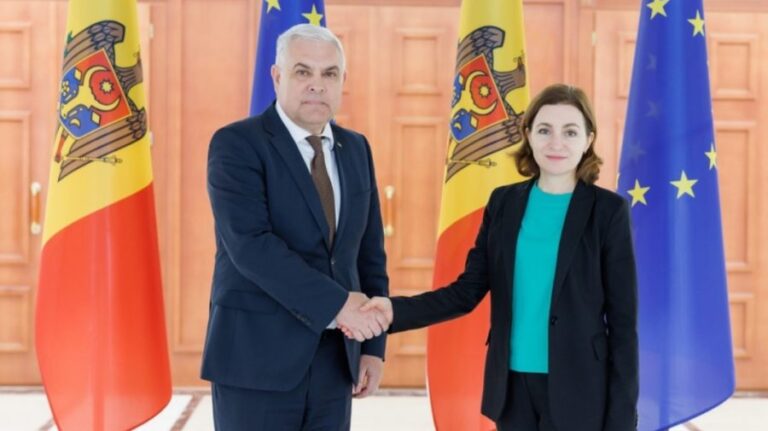 Romanian Defense Minister visits Moldova to discuss bilateral cooperation