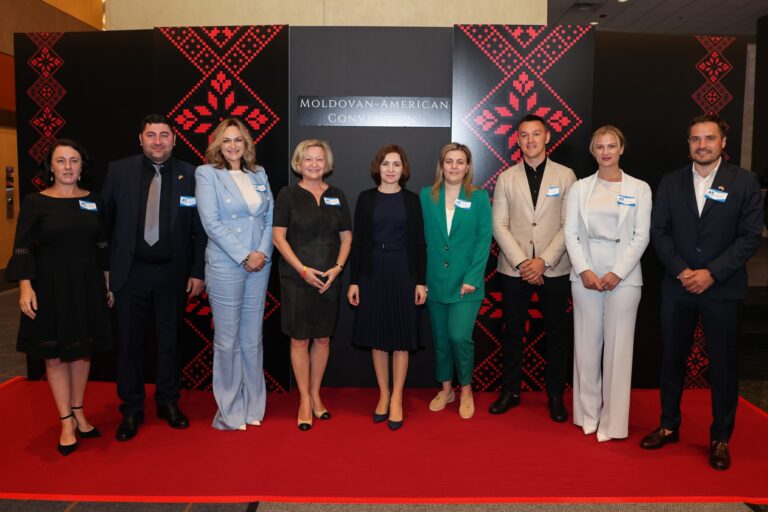 “We are proud to be from Moldova”: Moldo-American Congress and meeting with the Diaspora in Chicago