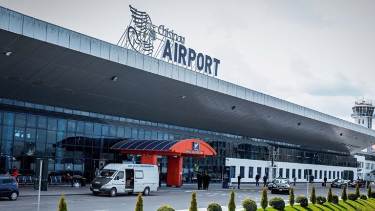 The shootout at the Chisinau airport: people were evacuated, the police are working