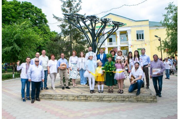 23004882_big1687163519