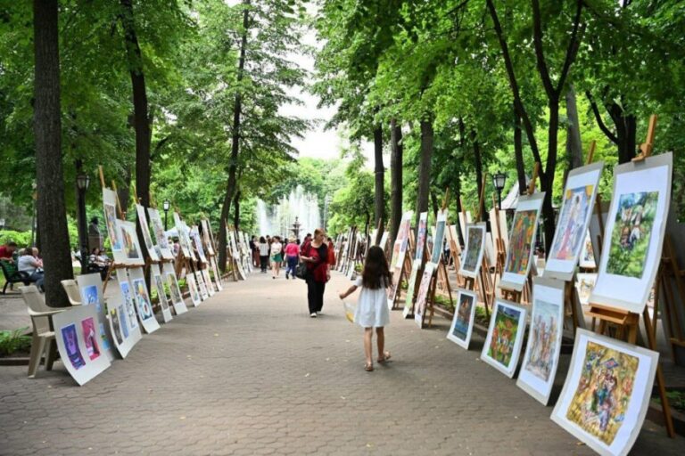 Capital Showcase: Artistic Spectacle by Alexei Șciusev School of Fine Arts