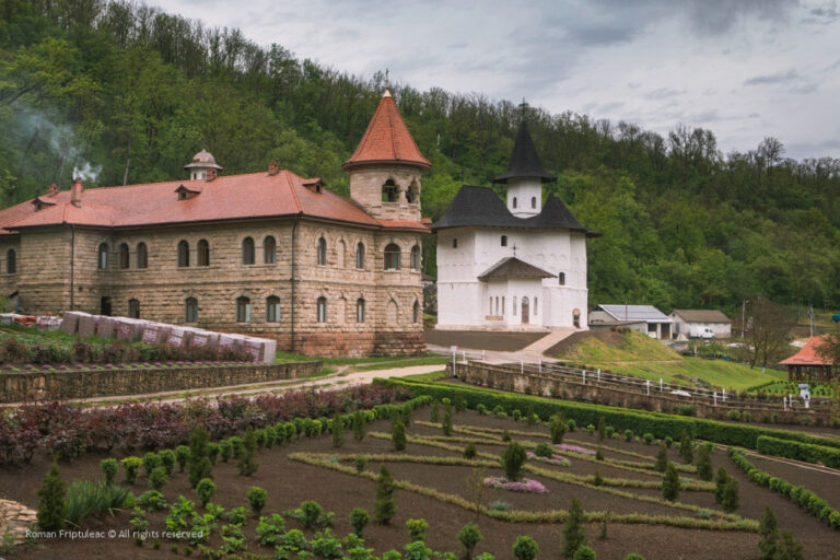 Rudi Monastery – in all its splendor