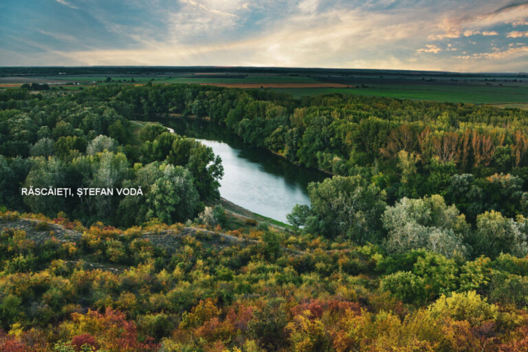 Riverside Splendor: Captivating Localities Along the Nistru River