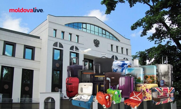 VIDEO Dozens of employees of the Russian Embassy ​​sent home: The moment when they leave the diplomatic headquarters in Chisinau