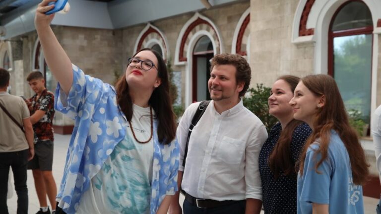 (PHOTO) “Youth train” united more than 200 young people in Ungheni