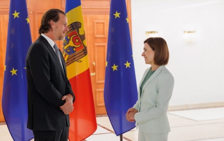 Maia Sandu Hosts Acclaimed Hollywood Director Jonathan Nolan at the Presidency