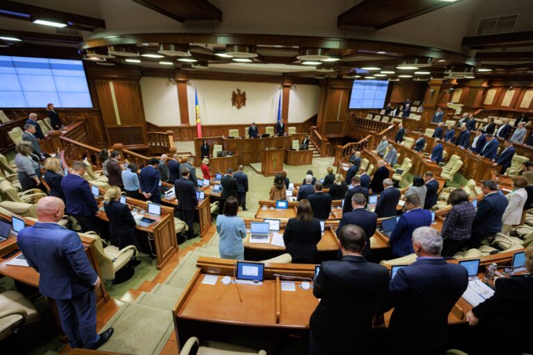 Moldovan Jewish Community Stands with Parliament in Support of Israel Against HAMAS