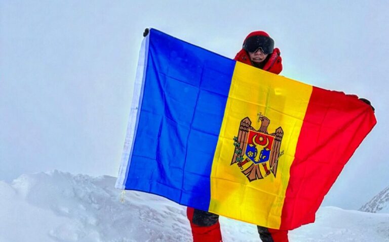 The first woman from Moldova! Alpinist Olga Tapordei conquered the highest point of Antarctica