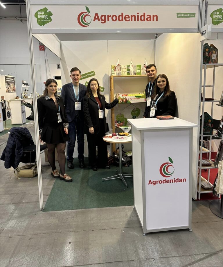 PHOTO Liliana Gutan: “A remarkable year for Moldovan apple exports to Sweden!”