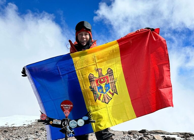 (PHOTO) An alpinist from Moldova has conquered the main peak of South America