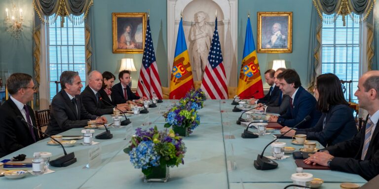The reaction of the US Embassy to the personnel reshuffle in the Moldovan Government: praise for Popescu and congratulations to Popsoi
