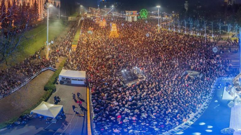 A new RECORD! Over 525 thousand people watched the New Year’s Eve concert, broadcast LIVE on RLIVE TV