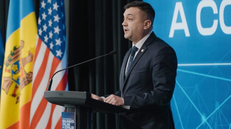 VIDEO Children’s safety on the Internet, MAI’s priority. Efros promises harder punishments for virtual aggressors