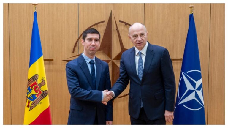 Photo Mihai Popsoi encountered Mircea Geoana in Brussels.: “Moldova has benefited from cooperation with NATO”