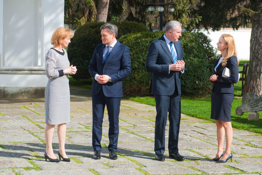 During the meeting at Elisabeta Palace in Bucharest, Prime Minister ...