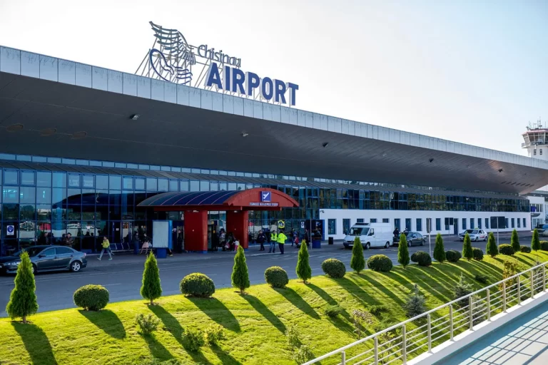 The Competition Council demanded that the Chisinau airport administration clarify the controversial provisions of the tender