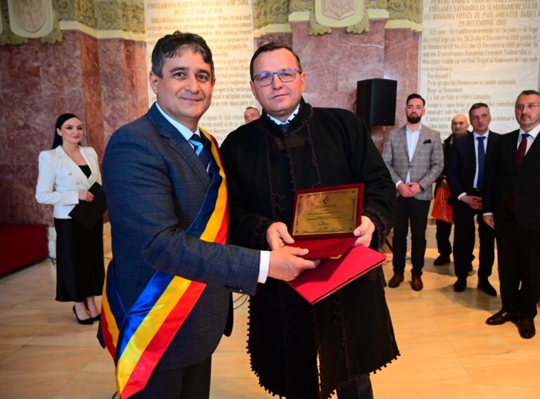 Photo “On behalf of the people of the Republic of Moldova…”Andrei Nastase is an honorary citizen of Alba Iulia