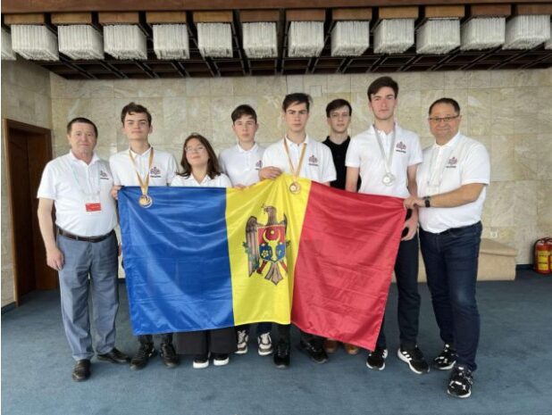 Moldovan students achieved success at the Balkan Mathematical Olympiad, earning silver and bronze medals as well as honorable mentions
