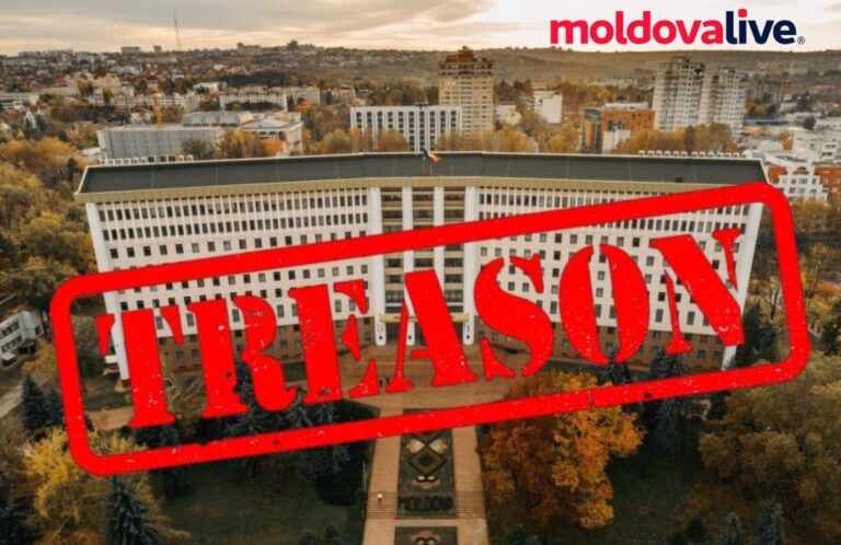 Parliament employee suspected of treason suspended