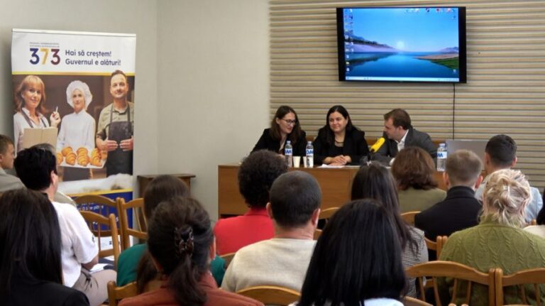 The director informed entrepreneurs from Cimislia and Stefan Voda about access to finance through ODA programs