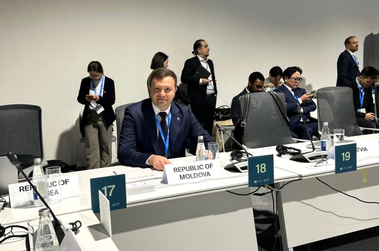 Environment Minister Sergiu Lazarencu Participates in Ministerial Roundtable on Global Climate Transparency in Baku