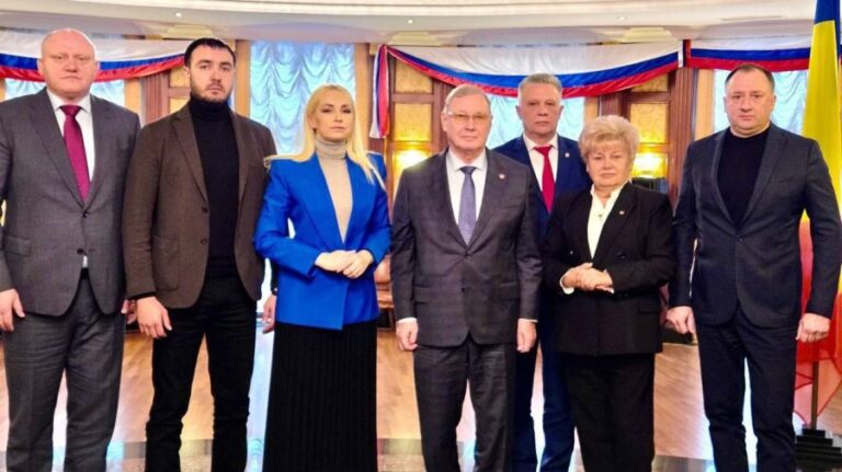 Members of the “Victory” Bloc Welcomed at the Russian Embassy in Chisinau