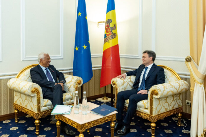 1112453__67c5b2aedd586