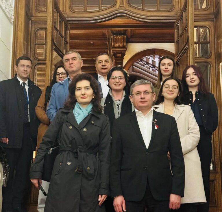 Igor Grosu Meets Moldovans in Strasbourg, Discusses EU Integration and Propaganda Fight