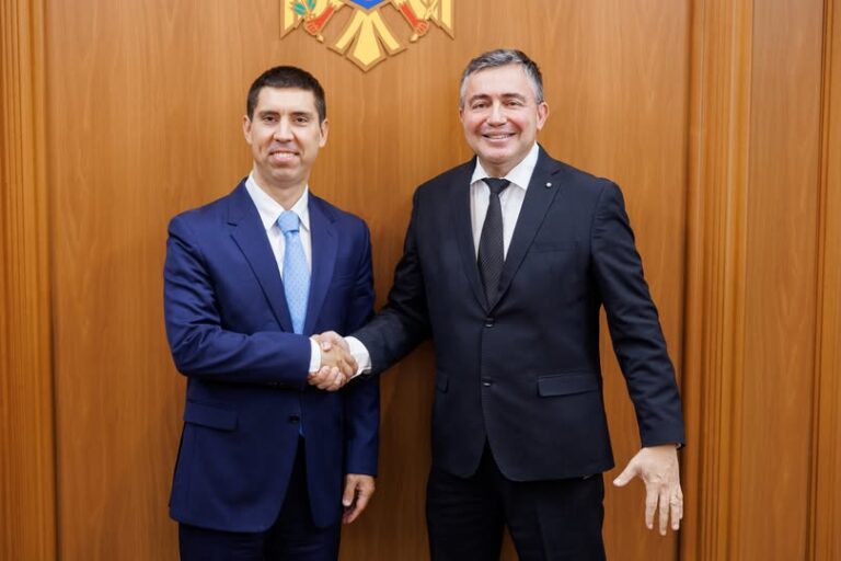 Deputy Prime Minister Mihai Popsoi Bids Farewell to Italian Ambassador Lorenzo Tomassoni