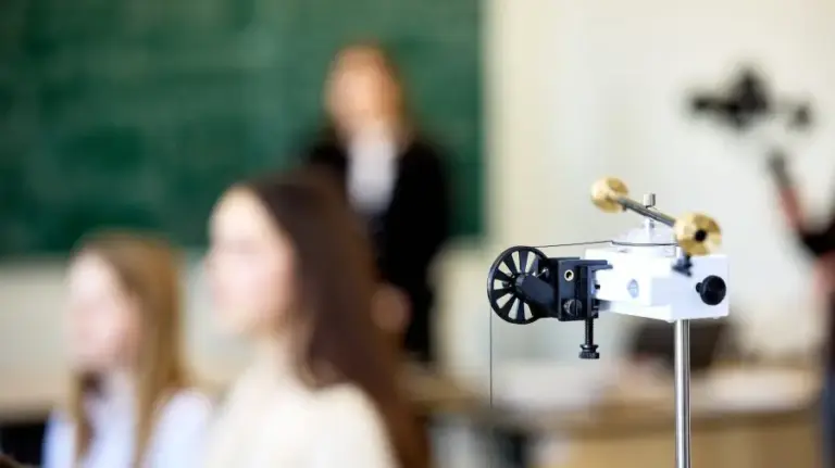 (PHOTO) €150,000 European investment in Briceni. Modern laboratories inaugurated at “Grigore Vieru” High School