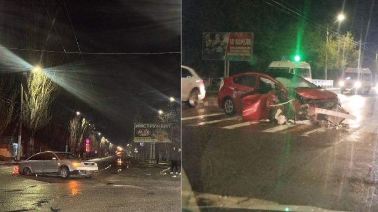 (PHOTO) Two serious accidents in one night. One car lost its hood, and another lost its rear wheels