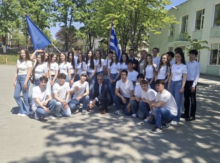 “A Genuine European Celebration”: Embassy of Greece in Moldova Impressed by Students’ Europe Day Event